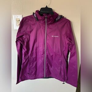 Columbia Women’s Hooded Purple Rain Jacket Size Medium